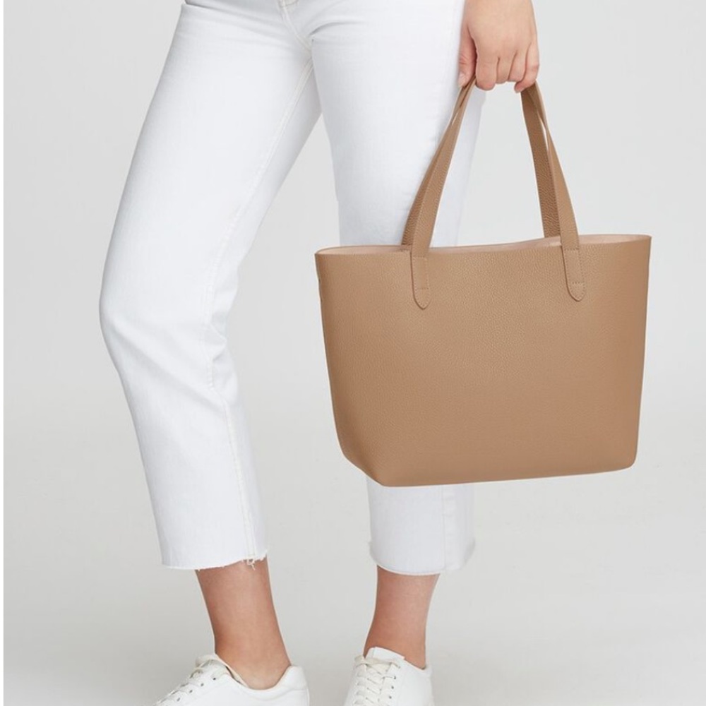 CUYANA Small Classic Structured Tote - Pebbled Leather - Picture 7 of 16